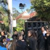 แจกของงานพระราชพิธีถวายพระเพลิงพระบรมศพพระบาทสมเด็จพระปรมินทรมหาภูมิพลอดุลยเดช
