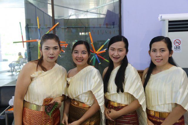 โครงการสืบสานประเพณีลอยกระทง 25 พฤศจิกายน 2558