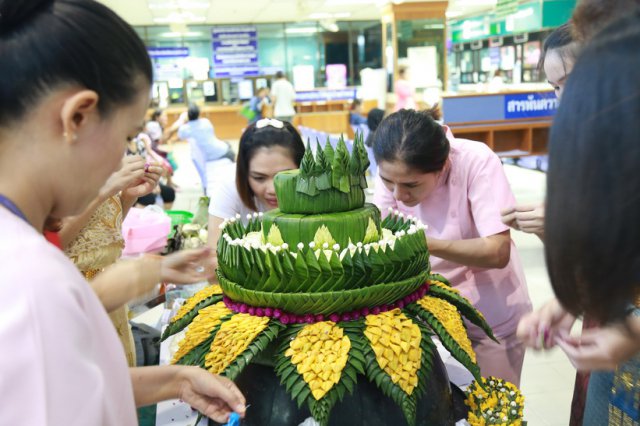 โครงการสืบสานประเพณีลอยกระทง 25 พฤศจิกายน 2558