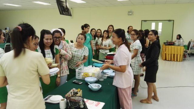 โครงการกิจกรรมบ่ายคลายเครียด ขนมผกากรอง 20 เมษายน 2559