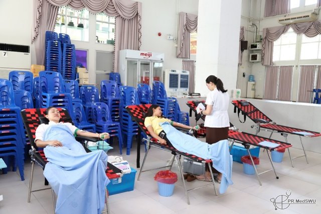 27/06/62 กิจกรรมออกหน่วยบริจาคโลหิต โครงการ Lab น่ารู้ กับวันเทคนิคการแพทย์ไทย โรงเรียนสาธิต มหาวิทยาลัยศรีนครินทรวิโรฒ องครักษ์